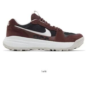 Nike ACG Lowcate Sneakers Size Mens 9.5 Color Earth Suede Hiking Shoes
